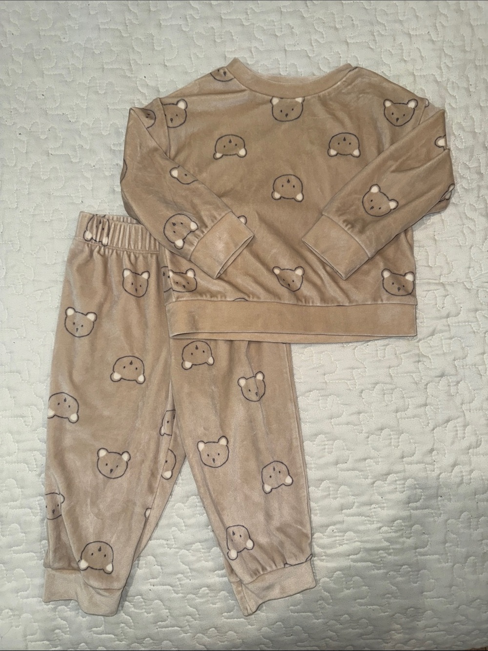 Cozy Beige Bear Print Kids Set
